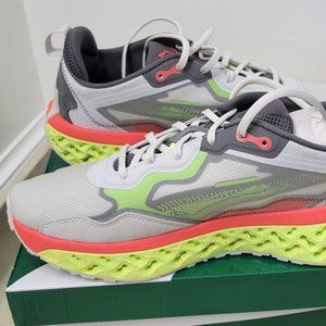 PUMA Xetic Sculpt Illusion Sneaker